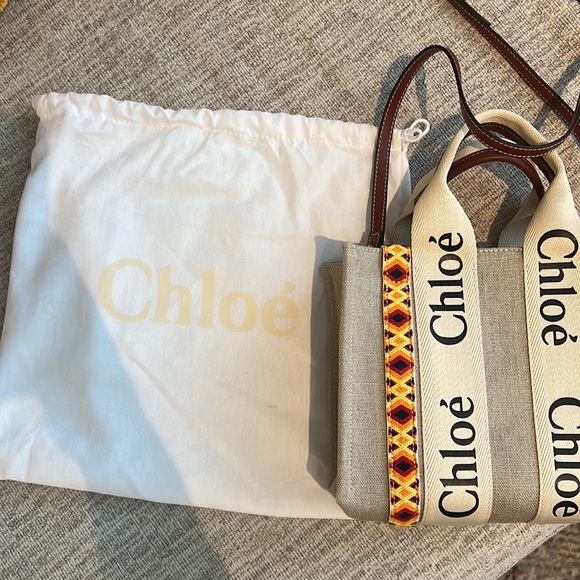 Chloe Small Woody Tote Bag - Picture 8 of 9